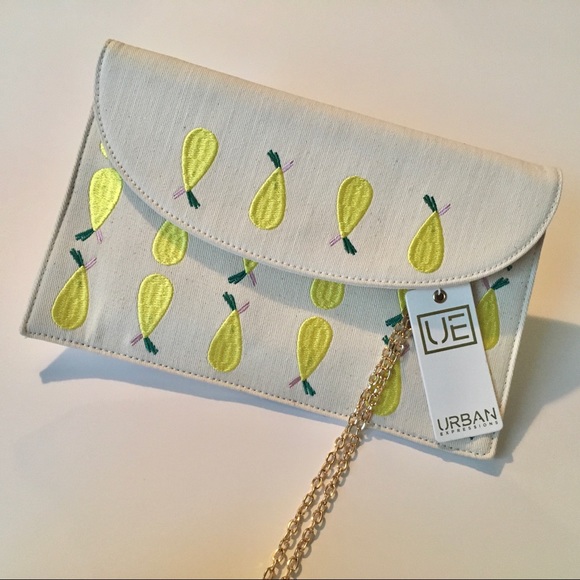 Urban Expressions Handbags - NWT “Daiquiri” Clutch Purse